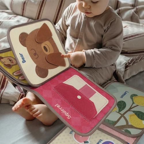 Montessori busy book baby - busy,